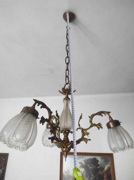 Lustre Vintage em Bronze/Latão com 3 Tulipas de Vidro
