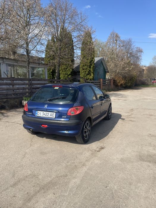 Peugeout 206 1.1 Бенз