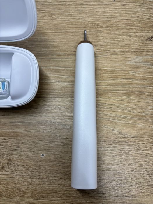 Szczoteczka elektryczna Philips Sonicare HX939L biała case 2 końcówki