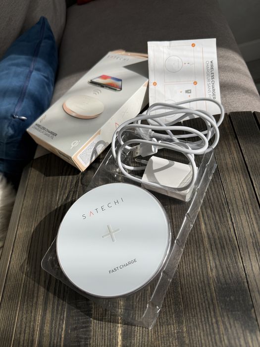 Беспроводная зарядка Satechi