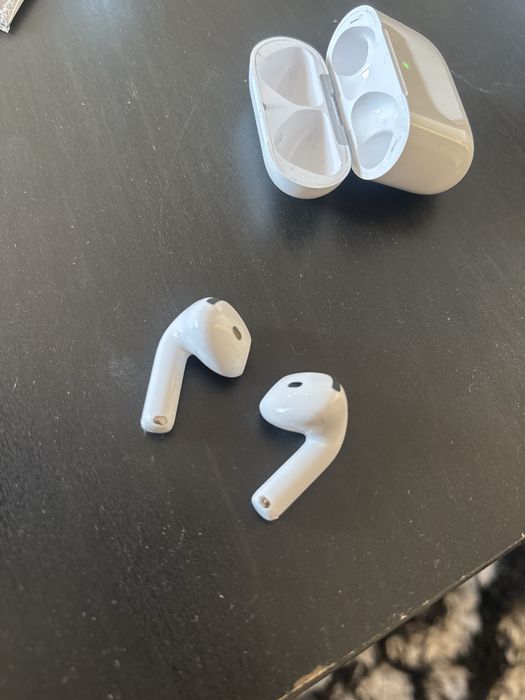 Airpods 4 novos