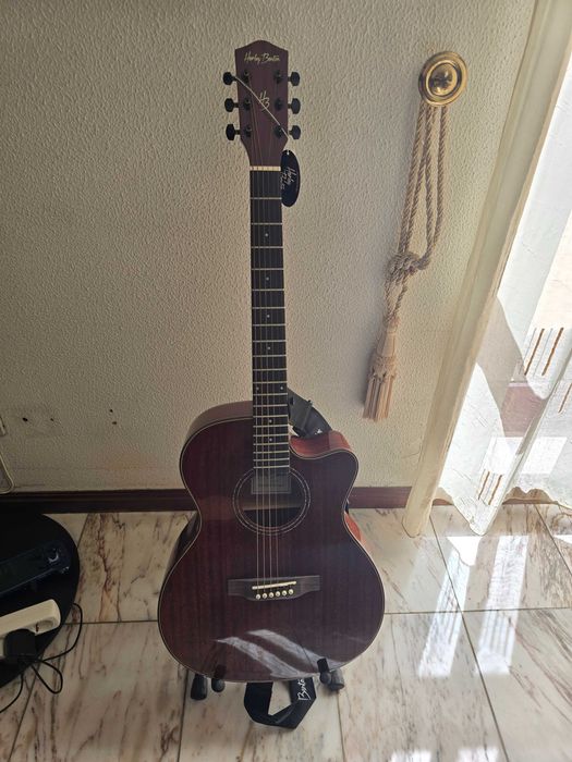 Guitarra Harley Benton EAX 500TL + Extras