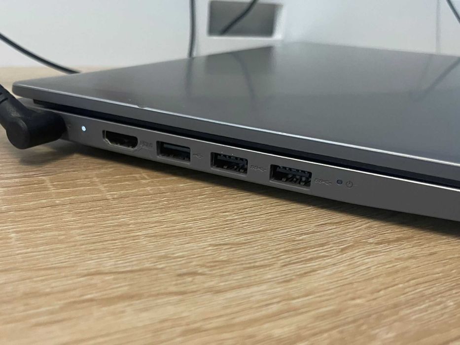 Portátil Lenovo IdeaPad 3 – Impecável