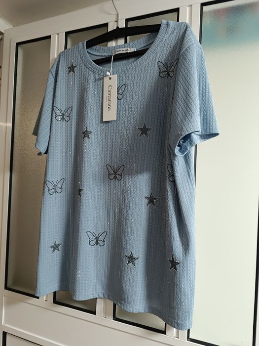 Camisola de manga curta nova