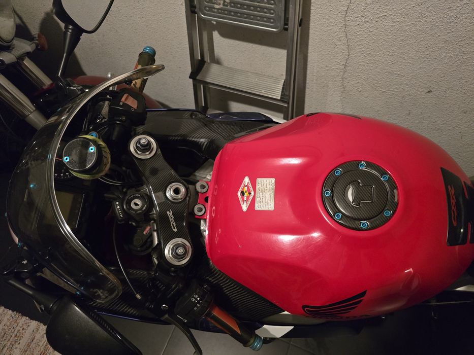 Honda cbr 929  firablade tricolor