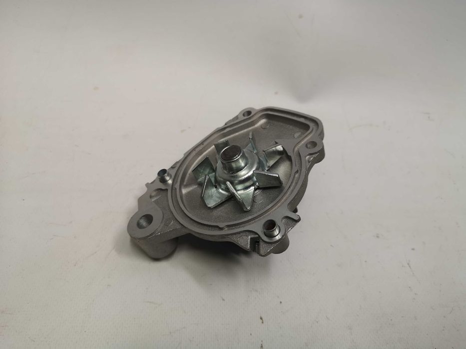 Pompa wody Honda Civic V VI CRX 1.6 VTI Vaico NOWA