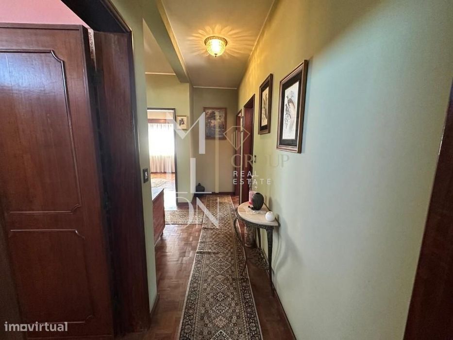 Moradia T5 Em Bustos | Lote De 2.050 M² | Oliveira Do Bairro