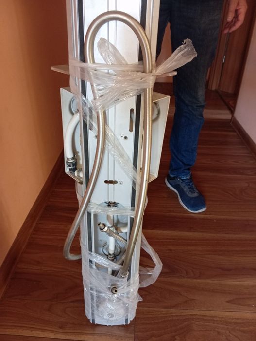 Hansgrohe Pharo panel prysznicowy hydromasaż bateria