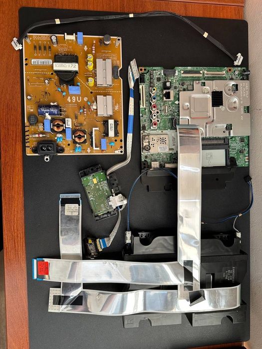 Материнская плата LG49UJ635V