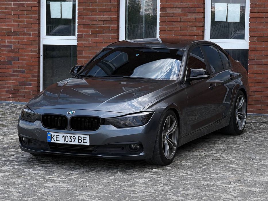 Продам BMW 3 серии F30