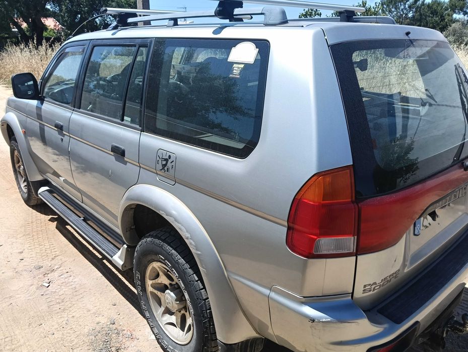 MITSUBISHI PAJERO SPORTWAGON