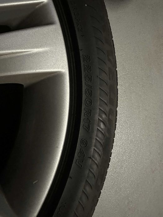 Opony Bridgestone plus + Felgi BMW f30, 17"; 5X120; 72,6mm