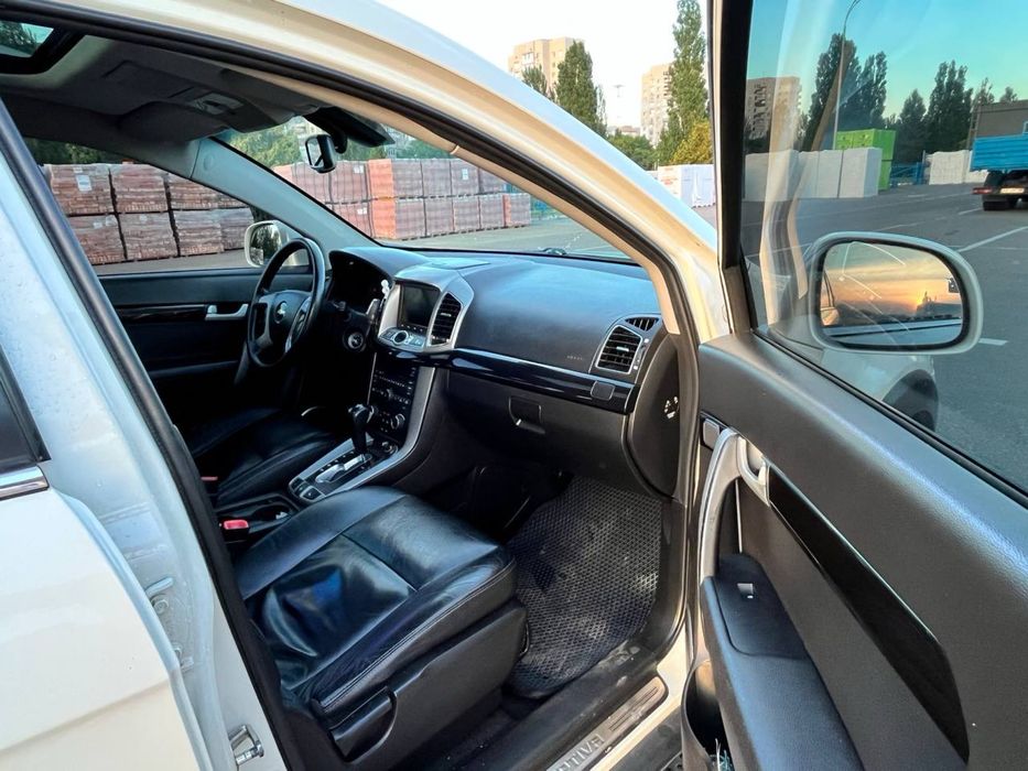 Продам  Chevrolet Captiva 2.2 дизель