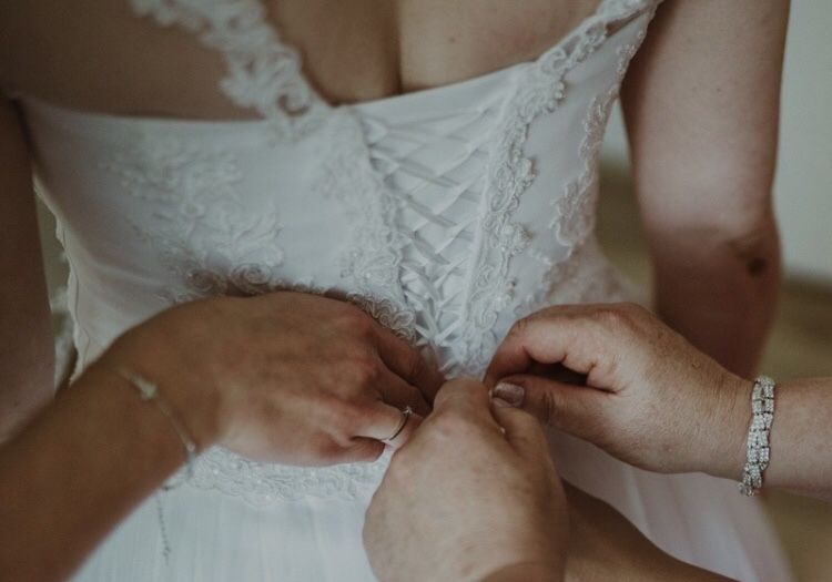 Suknia ślubna, rozmiar 38-40, gorset wiązana