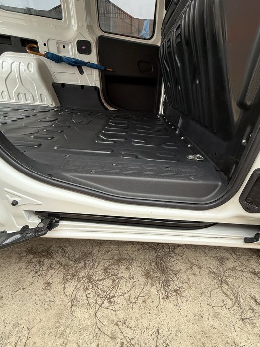 Fiat Doblo 1,6  D 2018  грузовой фургон .