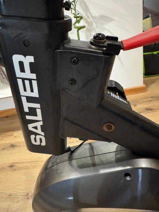 Bicicleta  semi nova com pedal adaptado