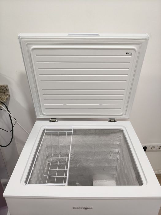 Arca congeladora Electronia 142L