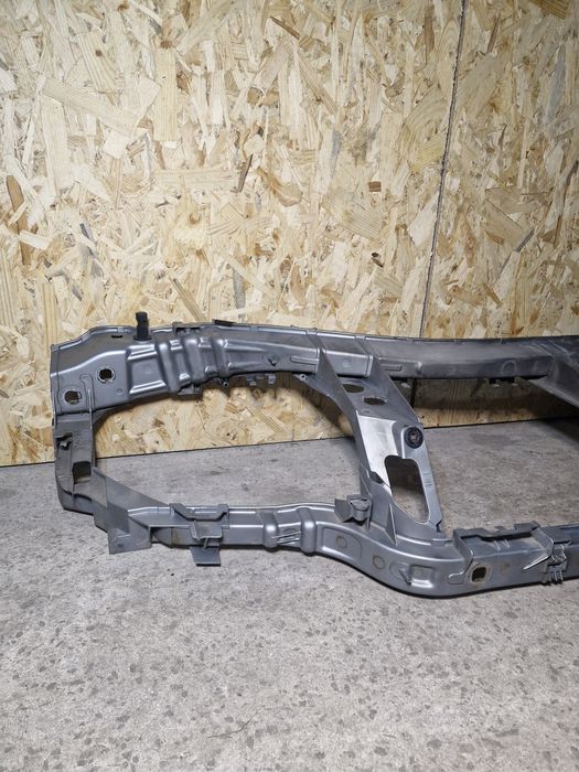 Телевізор форд мондео 4 Цілий в гарному стані