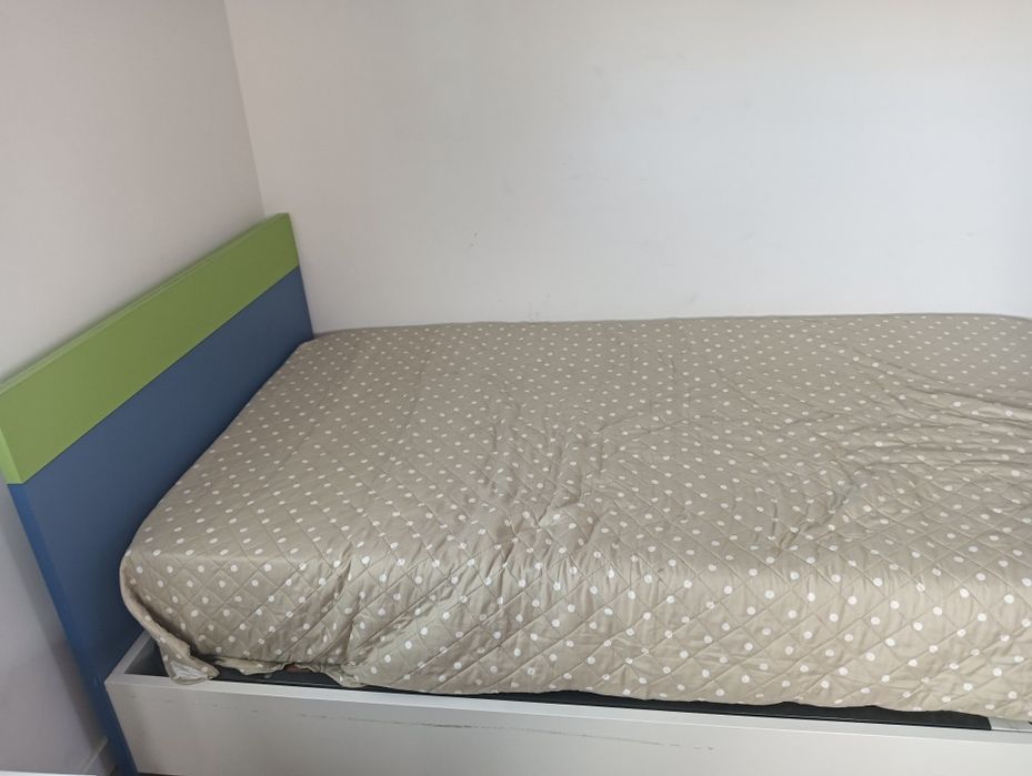 Cama de solteiro