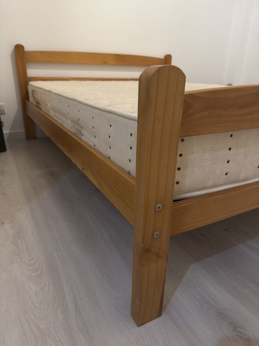 Cama + Colchão 2.00x1.40
