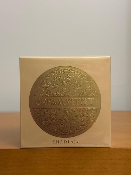 Cream Velvet Khadlaj