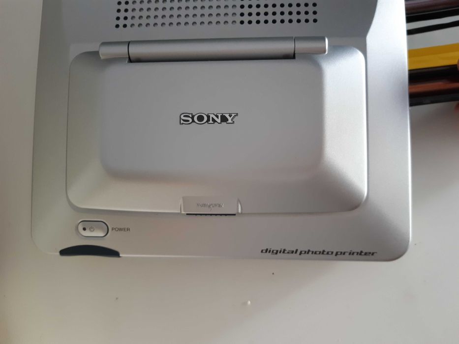 Sony digital photo printer
