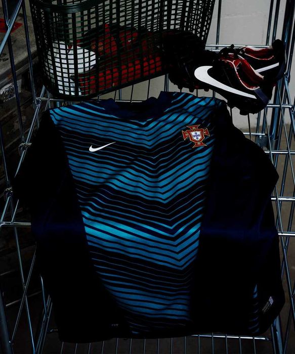 Camisola Nike Portugal Manga Comprida Aquecimento Mundial 2014 (XL)