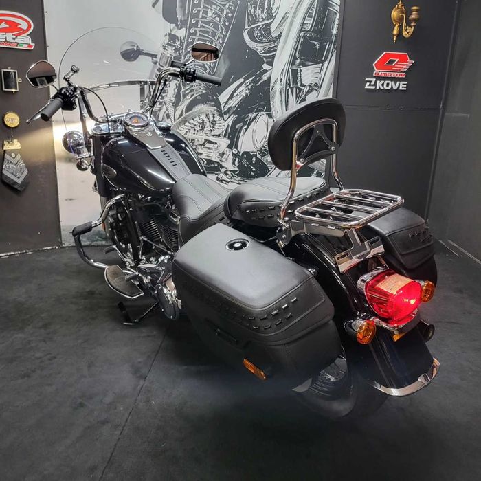 Harley Davidson  Softail Heritage  Classic 114