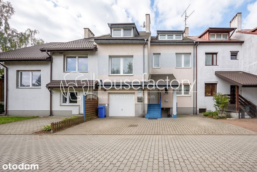 Dom Na Smulsku | 253 M² | Garaż |