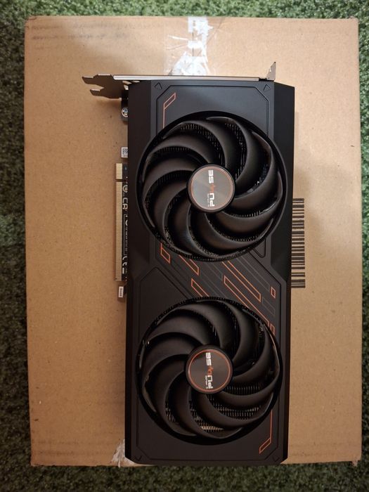 Radeon Rx  7600 Sapphire 8 GB