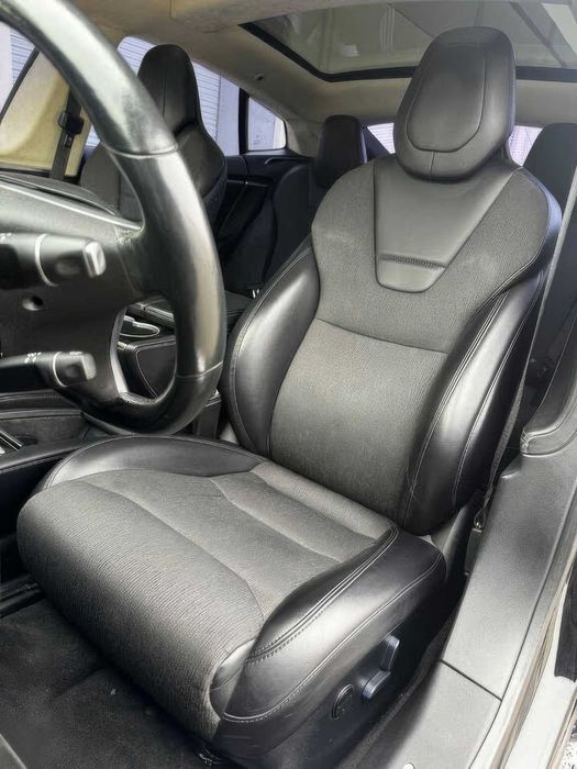 Tesla Model S 100D      2017