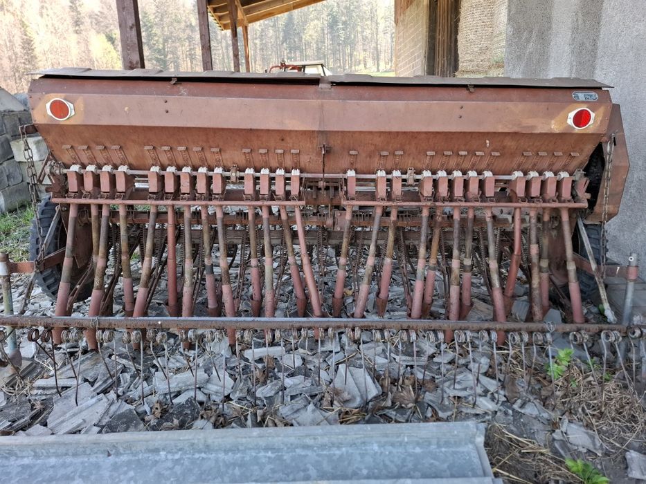 Sprzedam maszyny rolnicze likwidacja