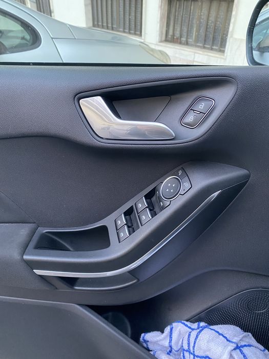 Vendo ford fiesta 2020