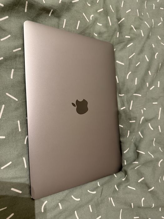 Macbook Air m1 2020 8/256gb Borzęcin • OLX.pl