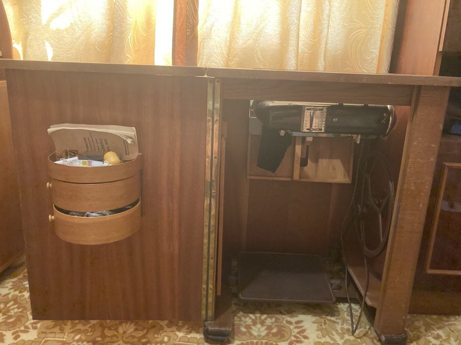 Швейна машинка Веритас