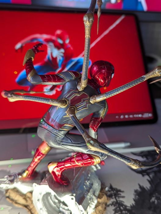 Фігурка Людина Павук 18cm. Hasbro Marvel Spider Man Колекційна Фігурка