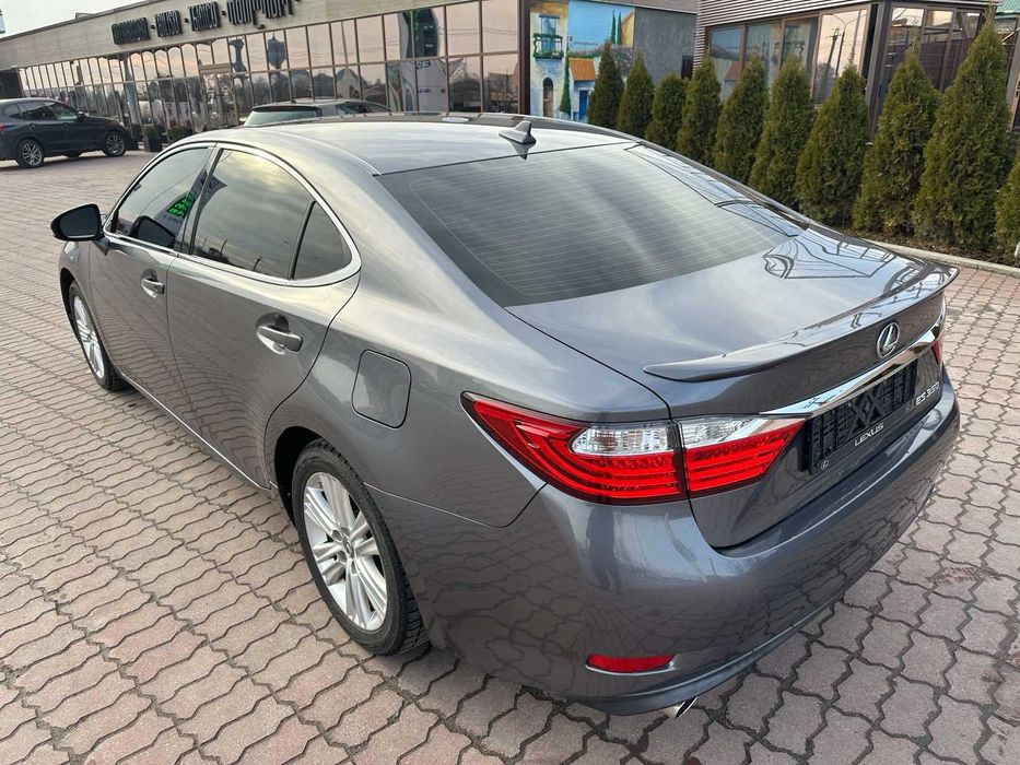 Продам Lexus ES 350