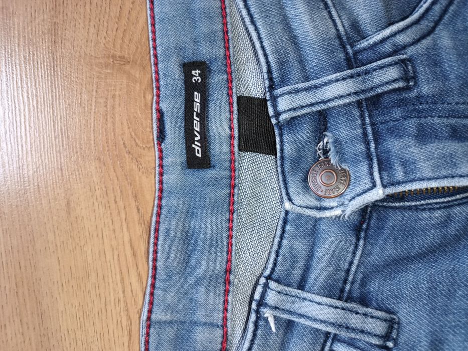 Jeansy dżinsy damskie Diverse roz XS