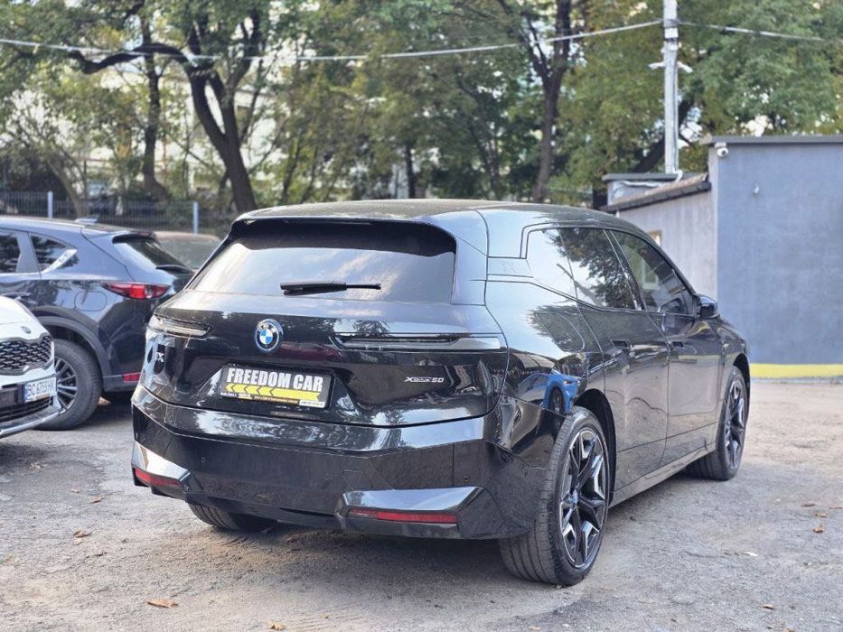 BMW IX XDrive 50