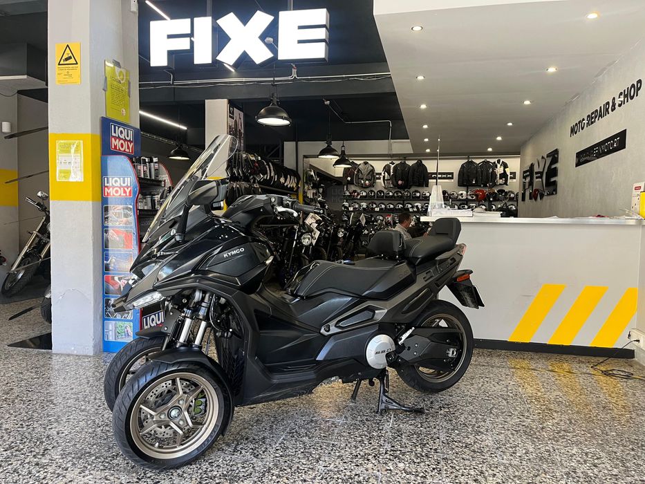 Kymco CV3 550 cc, de 2025 com 5523 Kms. Segura, Distinta, Carta de Carro