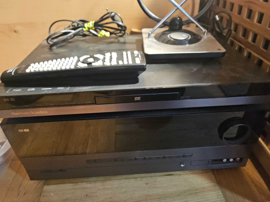 Wieża Hi-Fi Harman Kardon z glosnikami JBL i osprzetem