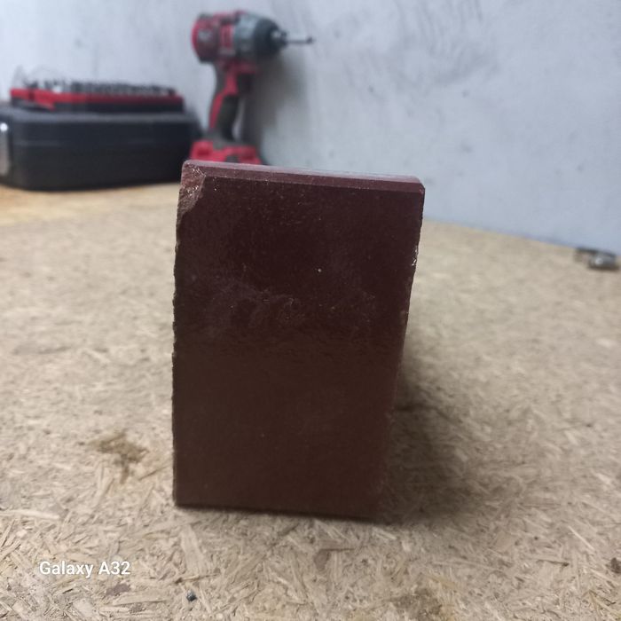 Cegły wykończeniowe