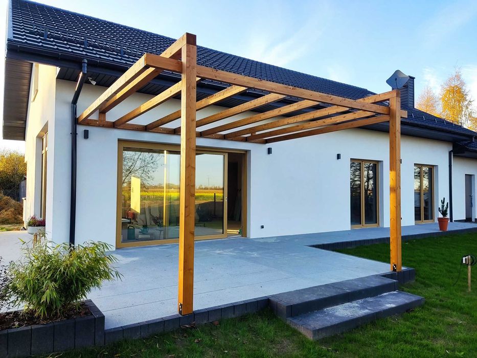 zabudowa tarasu, balkonu na wymiar | premium | terminowo | poliwęglan | zadaszenie | pergola | altanka | ścianki | osłona | konstrukcja drewniana