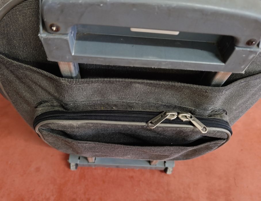 Mala de Viagem Cinzento