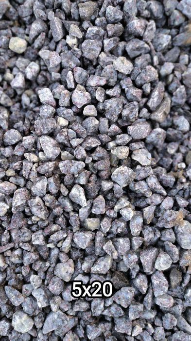 Щебінь, пісок, вапняк, цемент