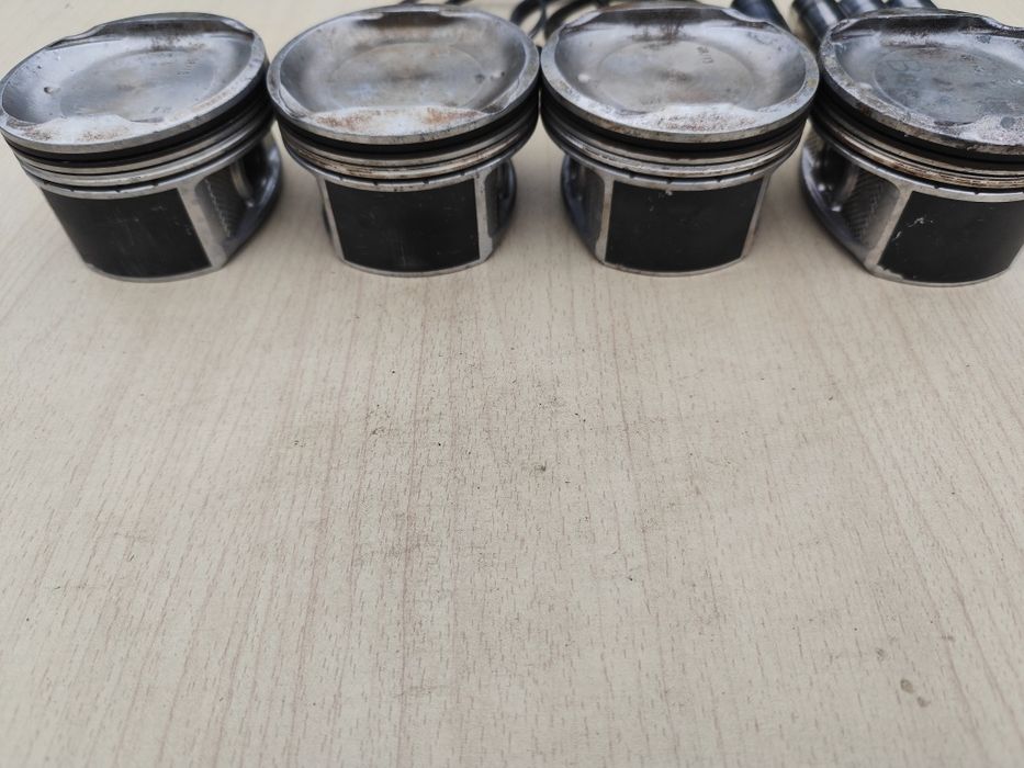 Колінвал Toyota Kamry 30.  2.4