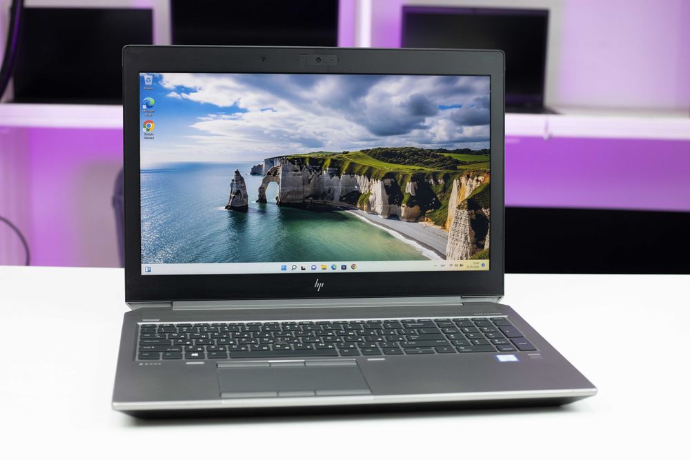 HP Zbook 15 G5 i7-8850H 16RAM 256SSD P1000 FHD IPS 15,6”