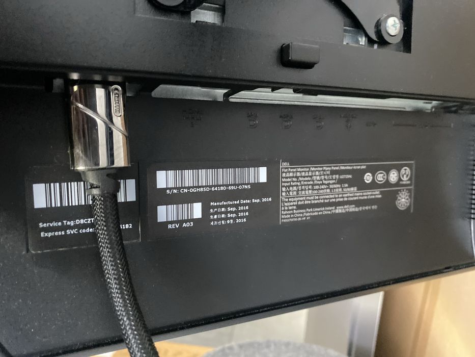 Monitor Dell U2715H 27” WQHD (2560x1440)