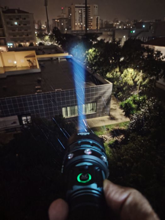 Yemao Ym-A3- 5000+950 lúmens. Super potente