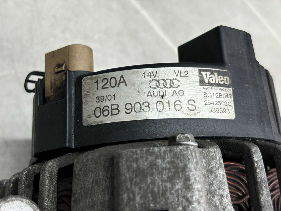 Генератор Volkswagen Tiguan Passat B6 B7 1.8 TSI 2.0 TFSI